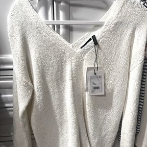 Brand new beautiful Theory Sweater
